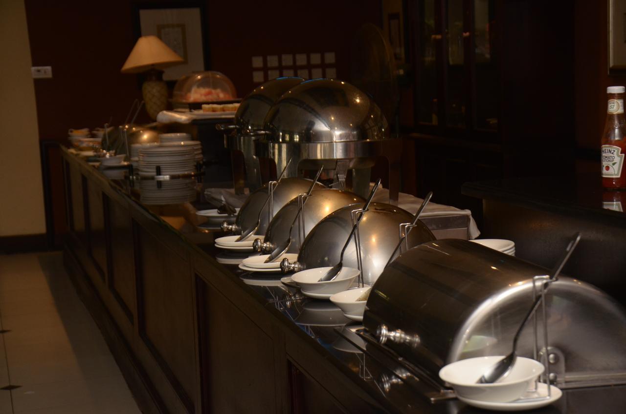 Oakwood Park Hotel 레키 외부 사진
