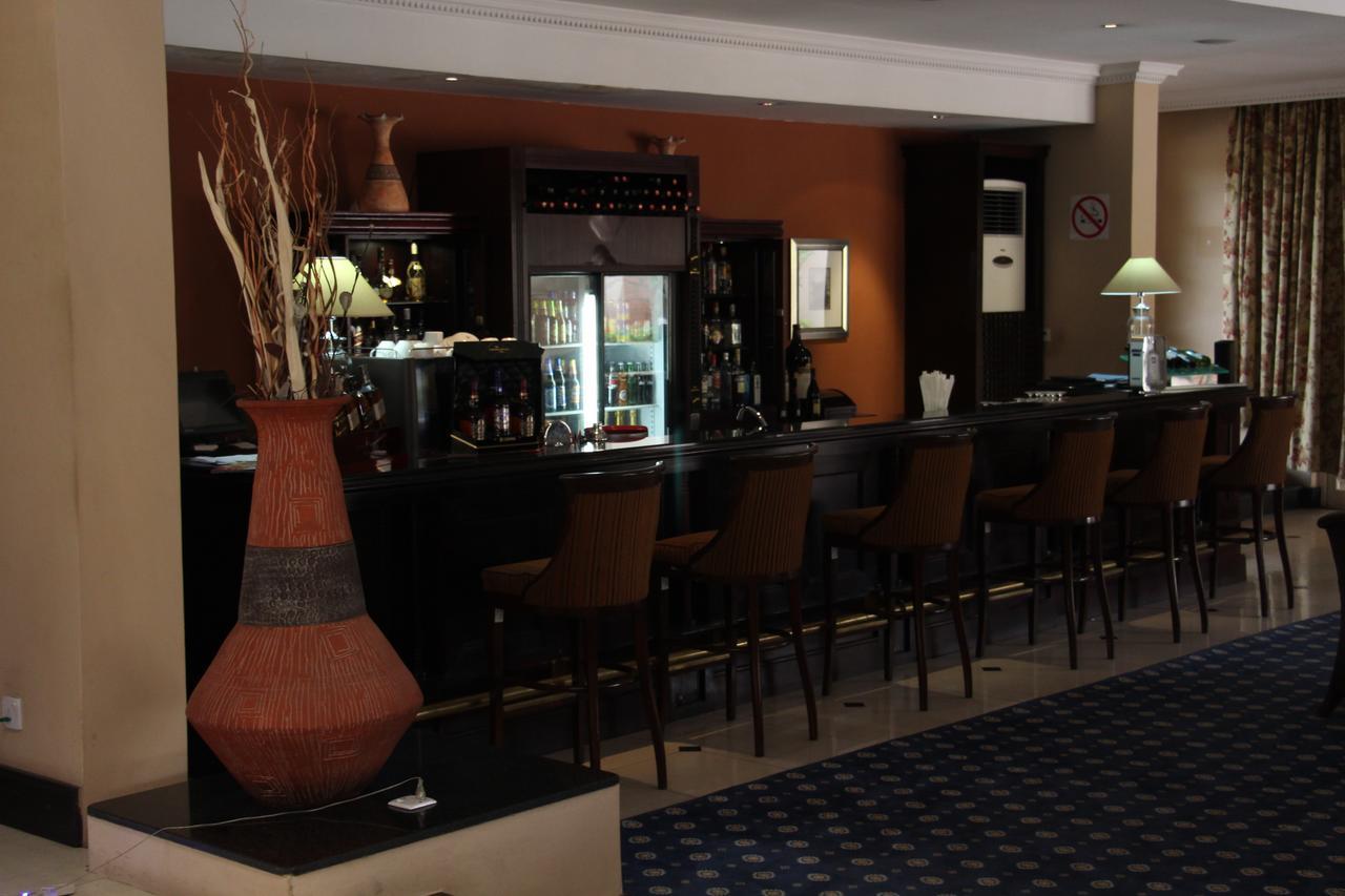 Oakwood Park Hotel 레키 외부 사진