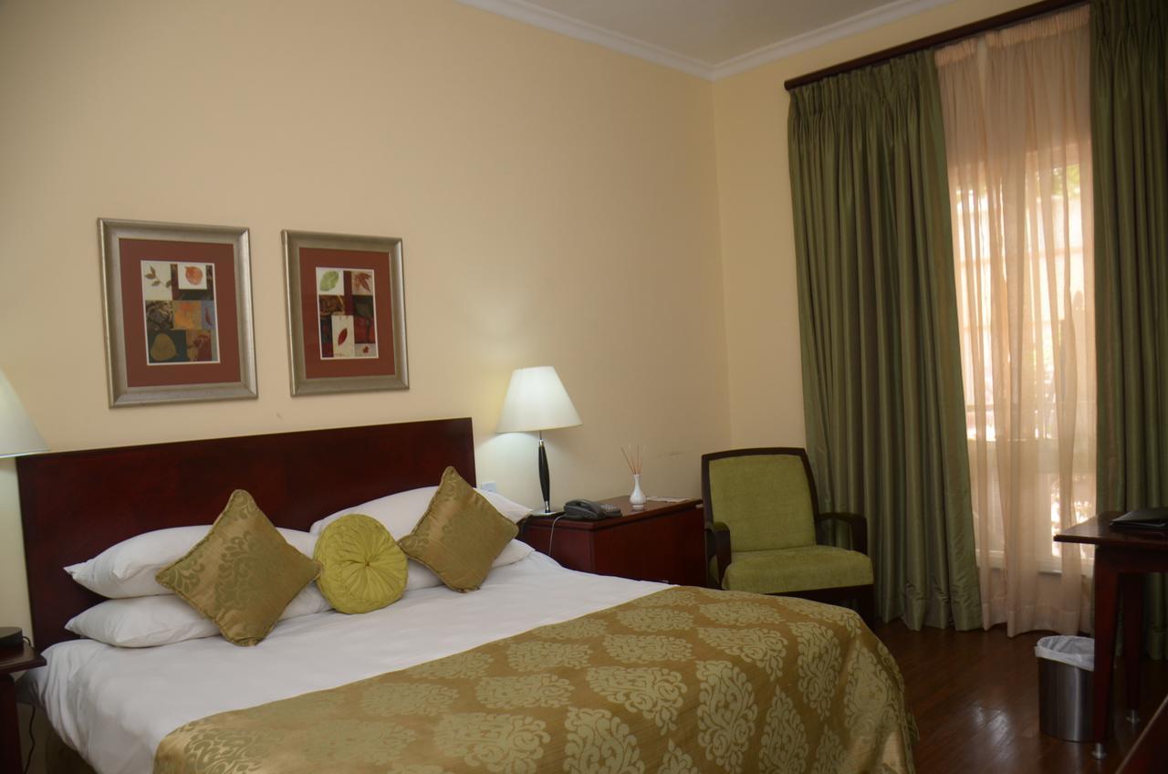 Oakwood Park Hotel 레키 외부 사진