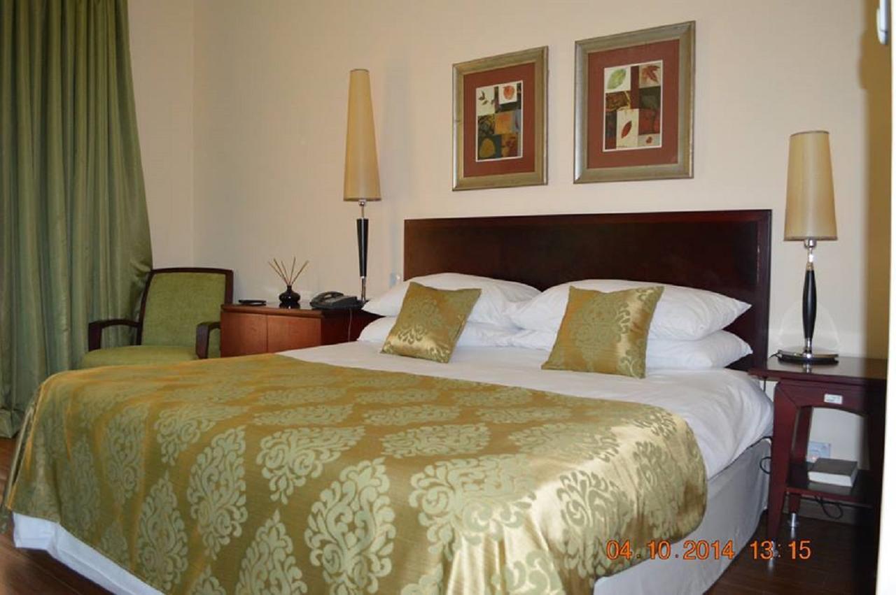 Oakwood Park Hotel 레키 외부 사진