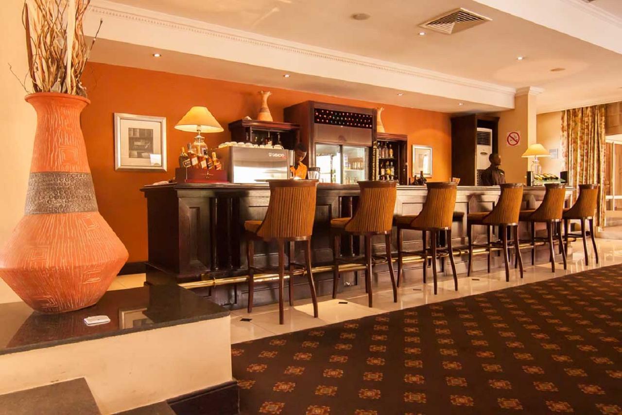 Oakwood Park Hotel 레키 외부 사진